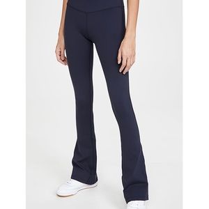 Splits59 Raquel navy leggings